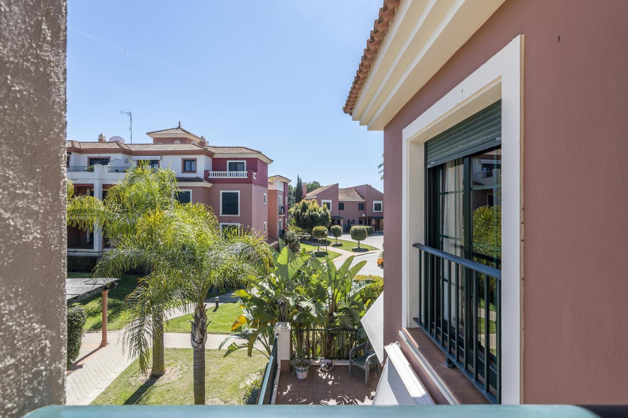 Prado Golf By H Apartment